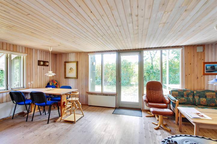Stunning home in Hemmet w/ WiFi and 2 Bedrooms in Hemmet, Ringkøbing Fjord