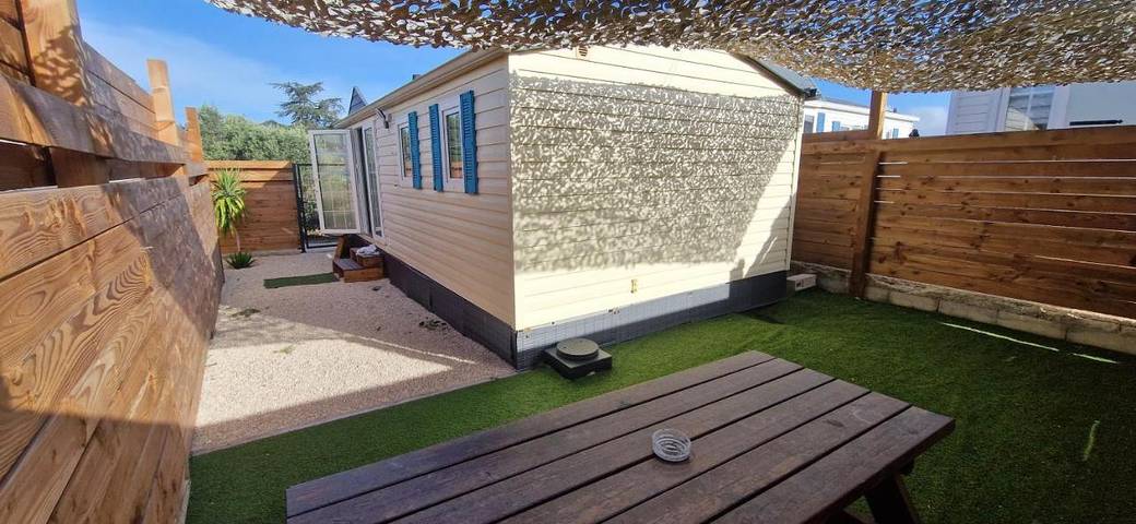 Appartement de vacances pour 4 personnes, avec jardin ainsi que vue et terrasse, animaux acceptés