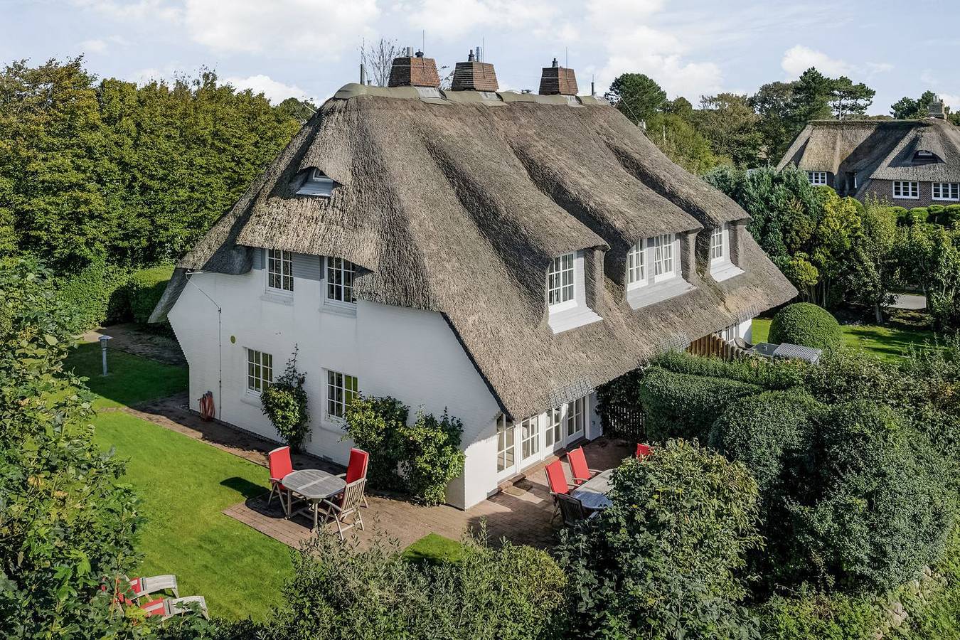 Ganze Wohnung, Fienchen - reetgedecktes Haus, schön gestalteter Garten im Südwestteil des Ortes in Keitum, Sylt (Gemeinde)