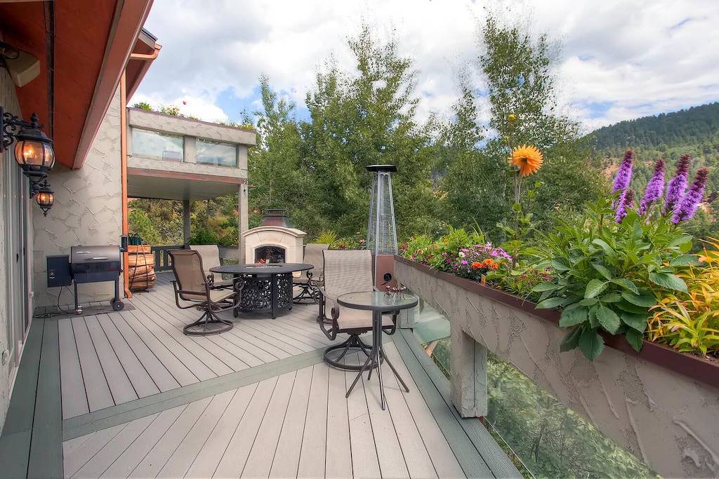 Charme der Alten Welt am Fuße des Pikes Peak in Woodland Park, Teller County