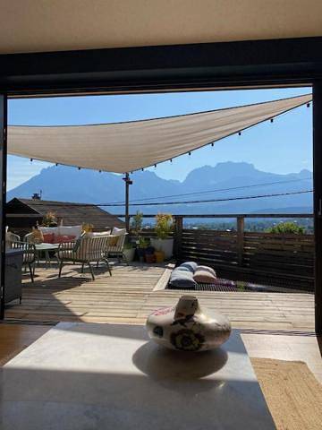Villa voor 10 personen, with Balkon and Terras as well as Tuin and Uitzicht op het meer in Saint-Jorioz