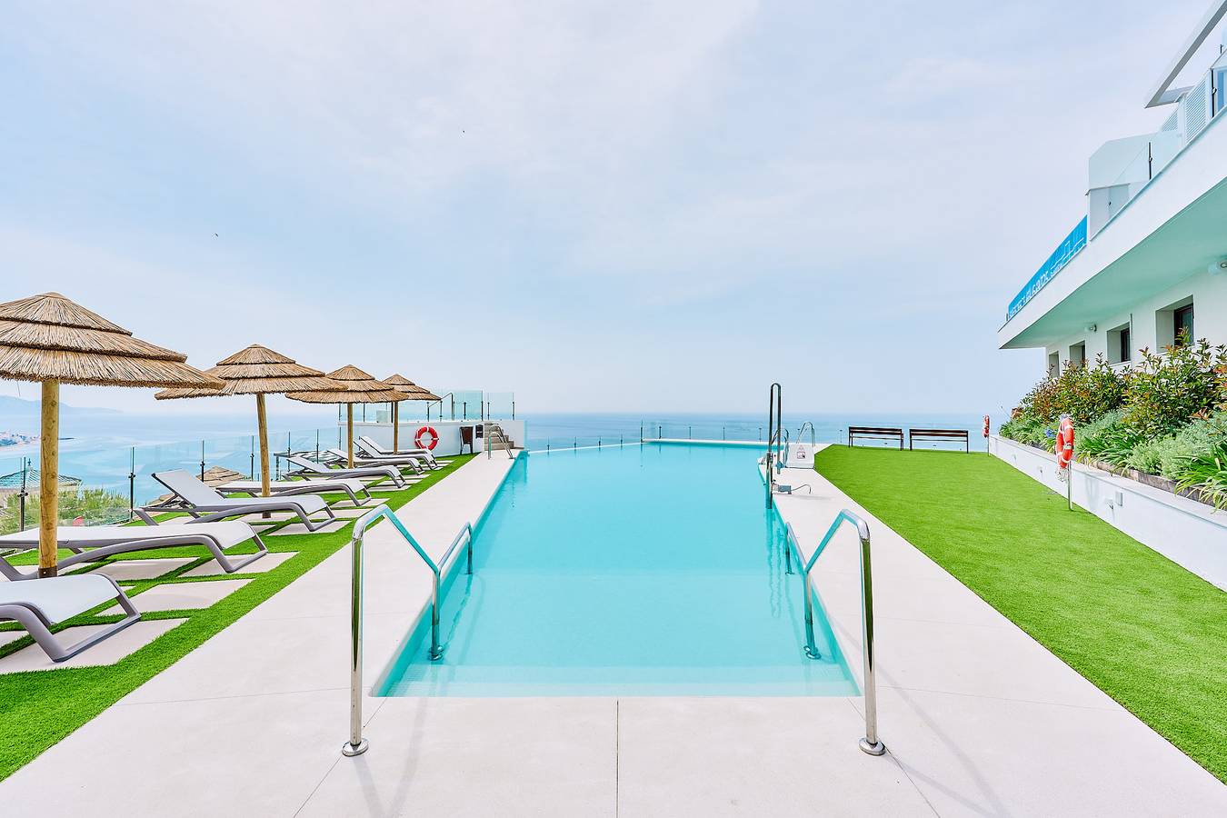 Entire apartment, Apartment 'Bayview Hills Torrox' with Sea View, Wi-Fi and Air Conditioning in Punta Lara (Nerja), Torrox
