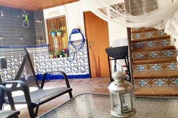 Gîte pour 8 personnes, animaux acceptés à Arjona (homonymie)