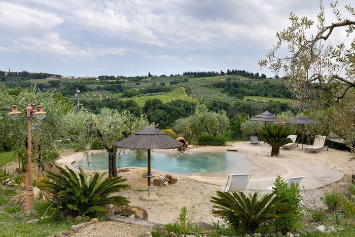 Villa 'Virgilio Colline Del Chianti' mit Bergblick, Wi-Fi und Klimaanlage in Tavarnelle Val di Pesa, Barberino Tavarnelle