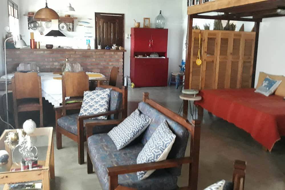 Amazing Country House With Stunning View in Chania und Umgebung