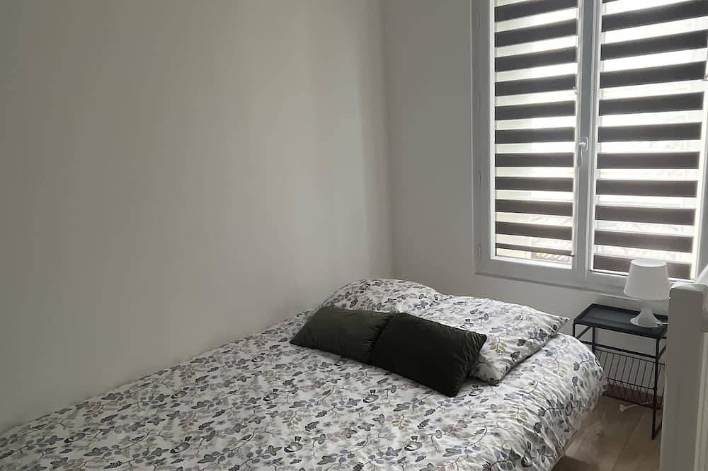 Entire apartment, Charmant Duplex au Calme et Entièrement Rénové Près de Paris in Asnières-sur-Seine, Hauts-de-Seine