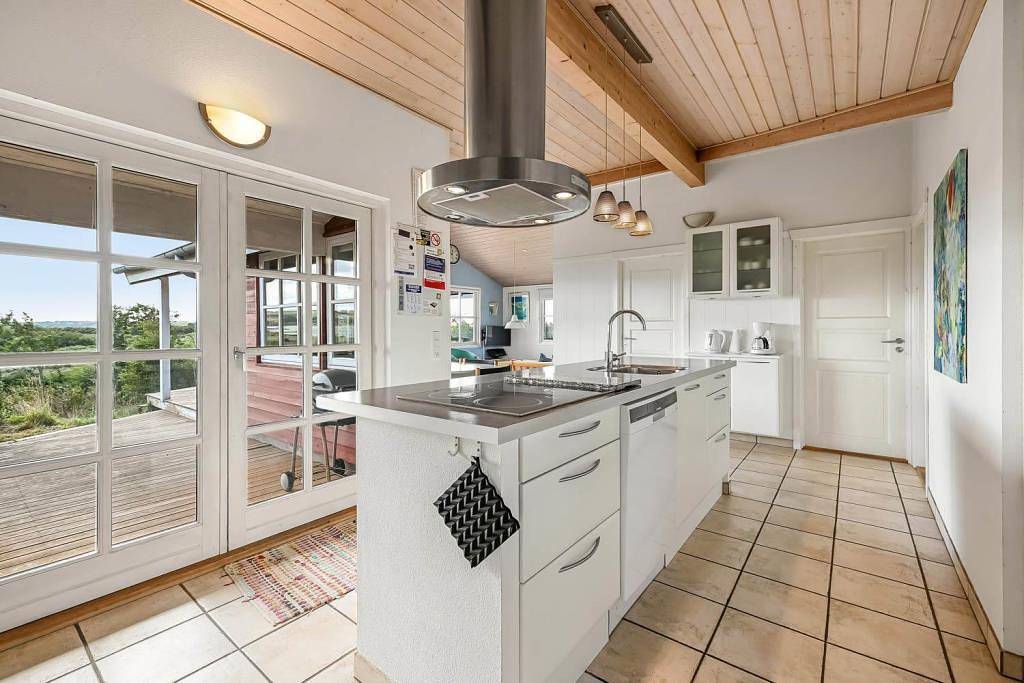 882 in Underbjerg, Limfjord in Westjütland