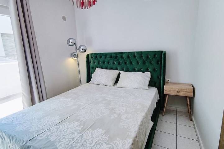Villa für 10 Personen, mit Terrasse und Garten - 1
