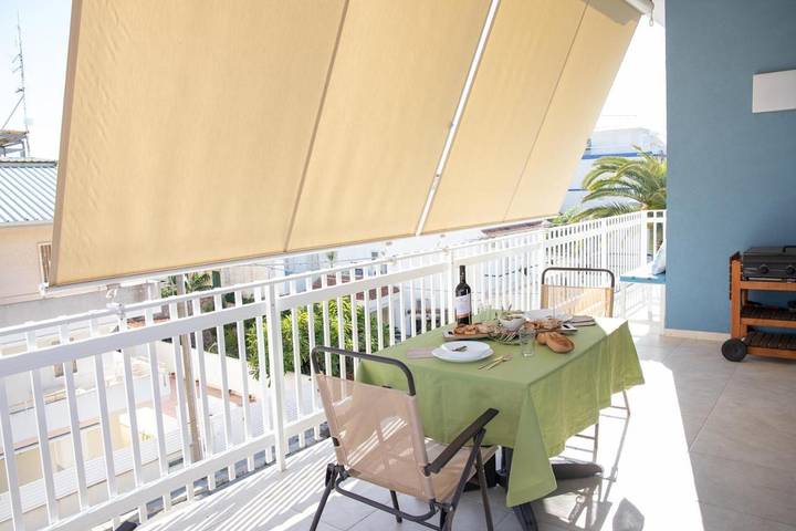 Apartamento de vacaciones para 4 personas, con vistas y balcón - 1