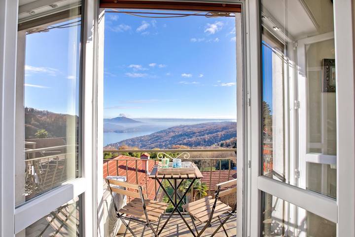 Ferienwohnung für 7 Personen, mit Balkon und Kinderpool sowie Seeblick in Comune di Stresa - 4