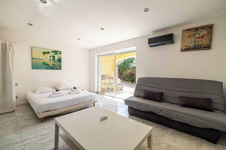 Ganze Wohnung, A/C Haus 4Br/10P mit Pool – 40 Minuten von Cannes in Le Tignet, Mittelmeerküste (Frankreich)