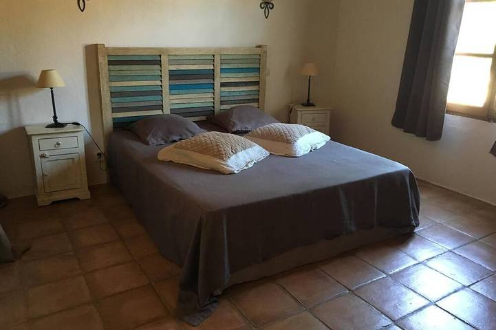 Location de vacances pour 5 personnes, avec terrasse et jardin à Saint-André-d'Olérargues - 2