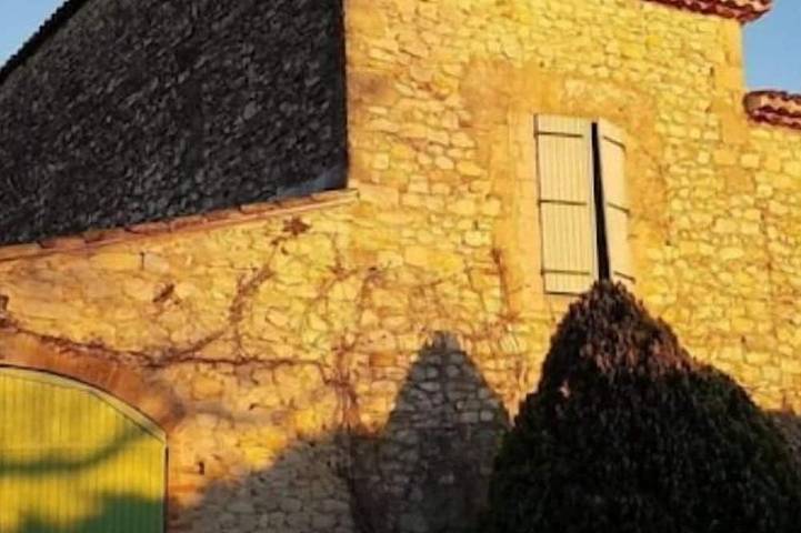 Location de vacances pour 9 personnes, avec Terrasse et Jardin à Saint-Théodorit