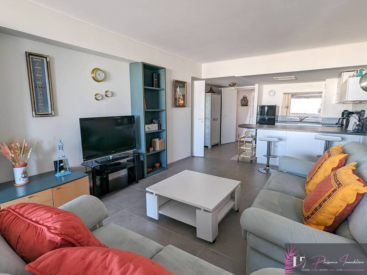 Apartamento entero, Apartamento Dúplex T3 Vista al Puerto, Parking in La Rochelle, Región de La Rochelle