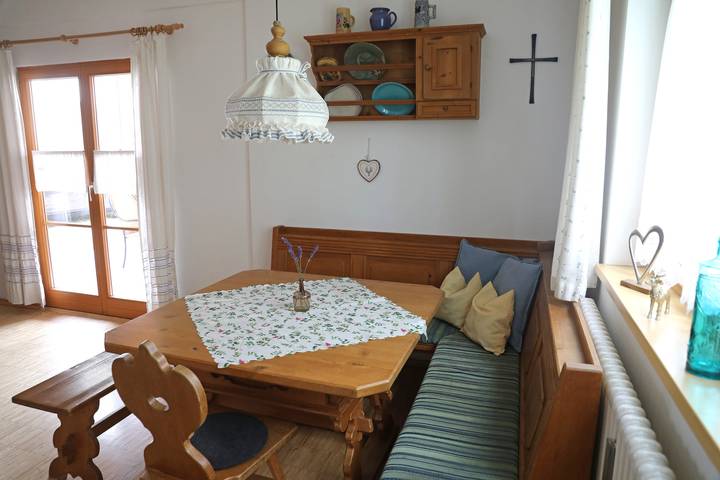 Ganze Ferienwohnung, Ferienwohnungen Rucker - Ferienwohnung mit separaten Schlafzimmer und Terrasse, 40 qm in Aschau (Chiemgau), Aschau im Chiemgau