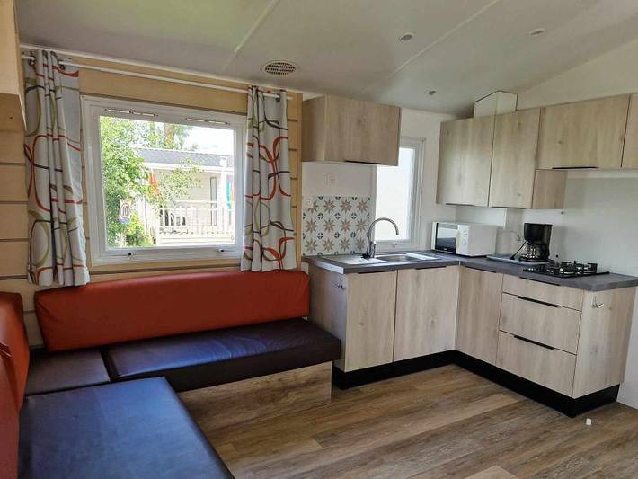 Camping Le Clos de Balleroy - Mobilhome 5 personnes - Super Titania in Balleroy, Région de Bayeux