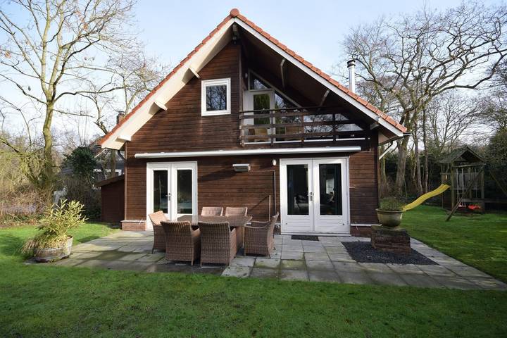 Ferienhaus für 6 Personen, mit Balkon und Balkon/Terrasse sowie Terrasse und Garten in Oostkapelle