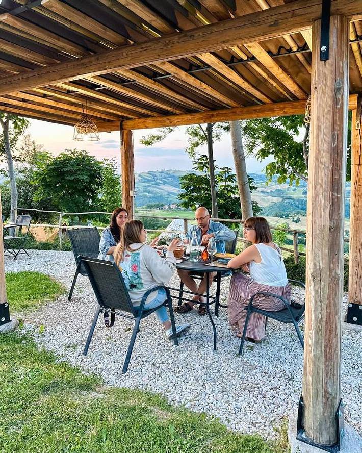 Camping für 4 Personen, mit Garten und Ausblick in Marche - 3