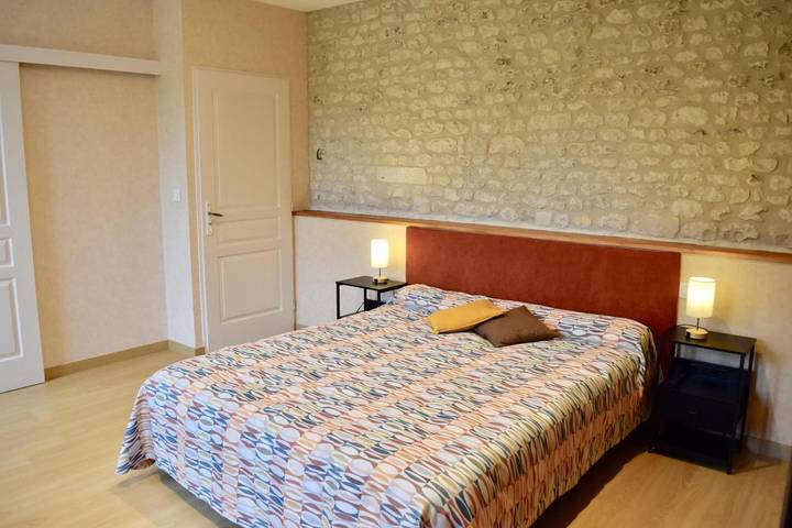 Location de vacances pour 2 personnes, avec jardin et vue dans Réaux - 2