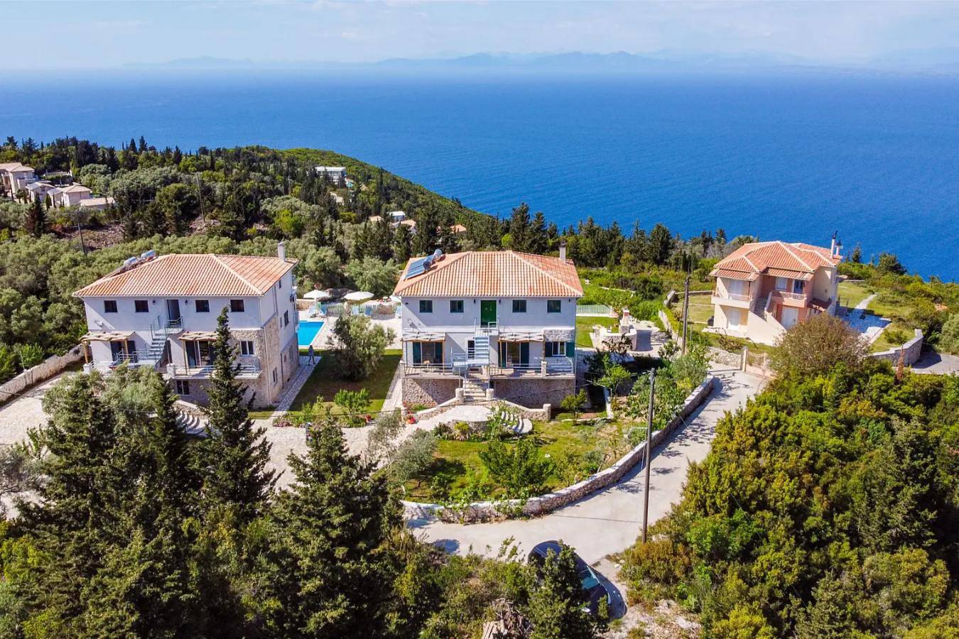 Entire studio, Studio Apartment '3' with Sea View, Wi-Fi and Air Conditioning in Greece