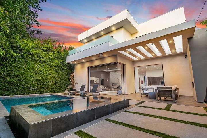 Villa pour 10 personnes, avec jacuzzi ainsi que terrasse et piscine à Los Angeles