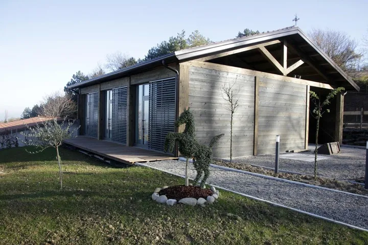 Casa de familia para 3 personas, con vistas y jardín - 1