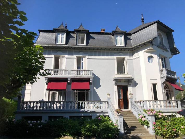 Villa per 10 persone, con Balcone e Terrazza nonché Giardino e Panorama a Bagnères-de-Luchon