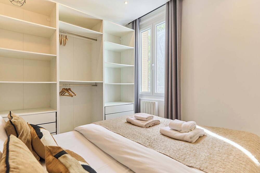 Entire apartment, Charming apartment - Courbevoie - La Défense in Courbevoie, Hauts-de-Seine