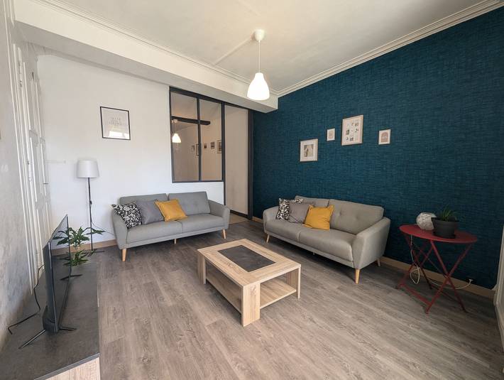 Gîte pour 6 personnes, avec Terrasse et Jardin