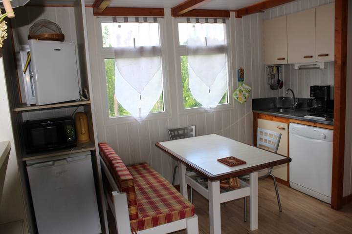 Gîte pour 5 personnes, avec piscine
