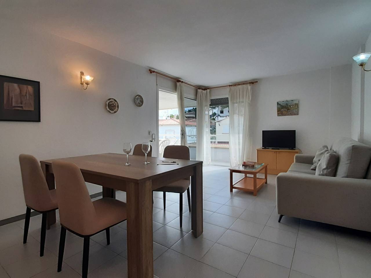 Apartamento entero, Apartamento familiar con terraza cerca de la playa en Pals in Pals, Costa Brava