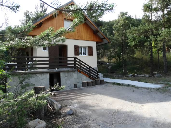 Ferienhaus für 12 Personen, mit Garten in Alpes-de-Haute-Provence
