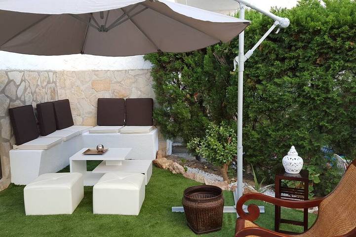 Ferienwohnung für 4 Personen, mit Balkon und Garten sowie Pool in Alcossebre