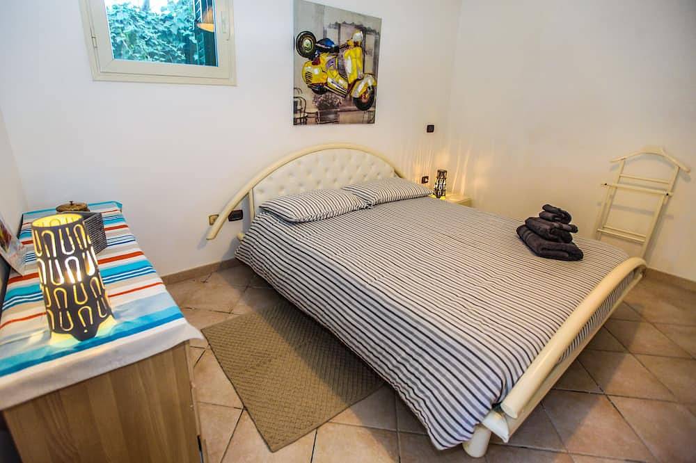Apartamento inteiro, Casa de férias Bed & Milk 3<br>Apartamento na villa Puglia Taranto perto de San Vito<br>Wifi in Praia A Mare (Taranto), Taranto