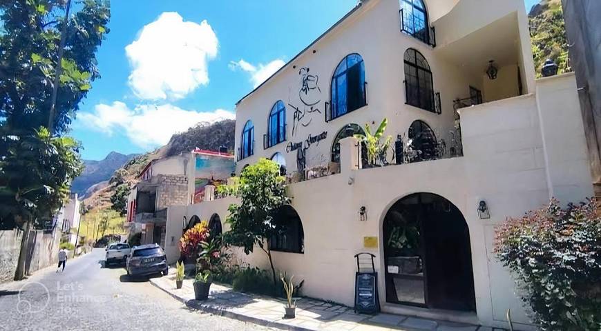 Hotel voor 2 personen, with tuin and uitzicht as well as zwembad in Kaapverdië