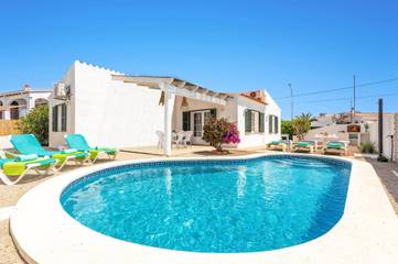 Chalet in Cala en Porter, Municipio de Alaior für 6 