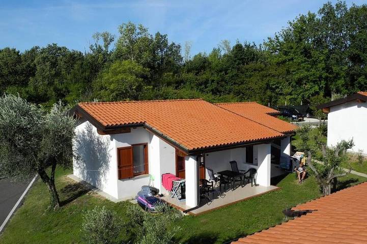 Bungalow für 4 Personen, mit Garten und Pool in Manerba del Garda - 3