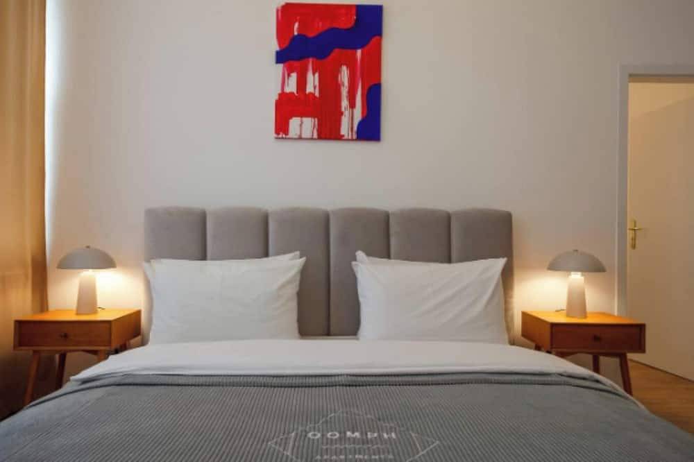 Ganze Wohnung, A Stylish Family Escape in Friedrichshain - Kreuzberg, Berlin