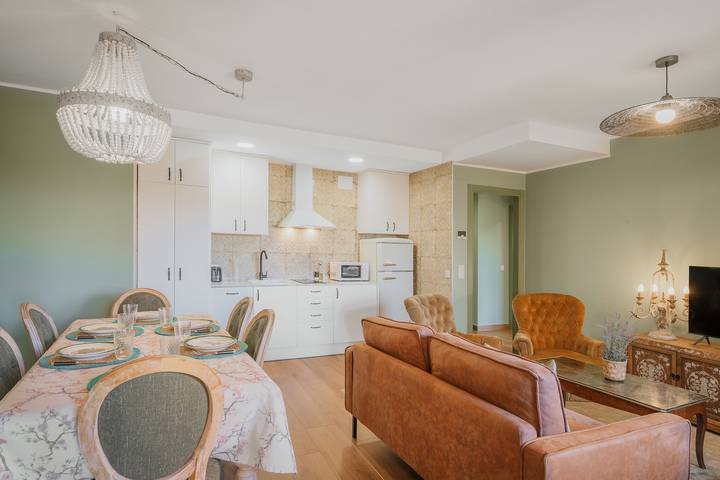 Apartamento entero, Apartamento 'El Rincón De La Naturaleza-3 Dormi' con piscina privada, Wi-Fi y aire acondicionado in Roda de Eresma, Provincia de Segovia
