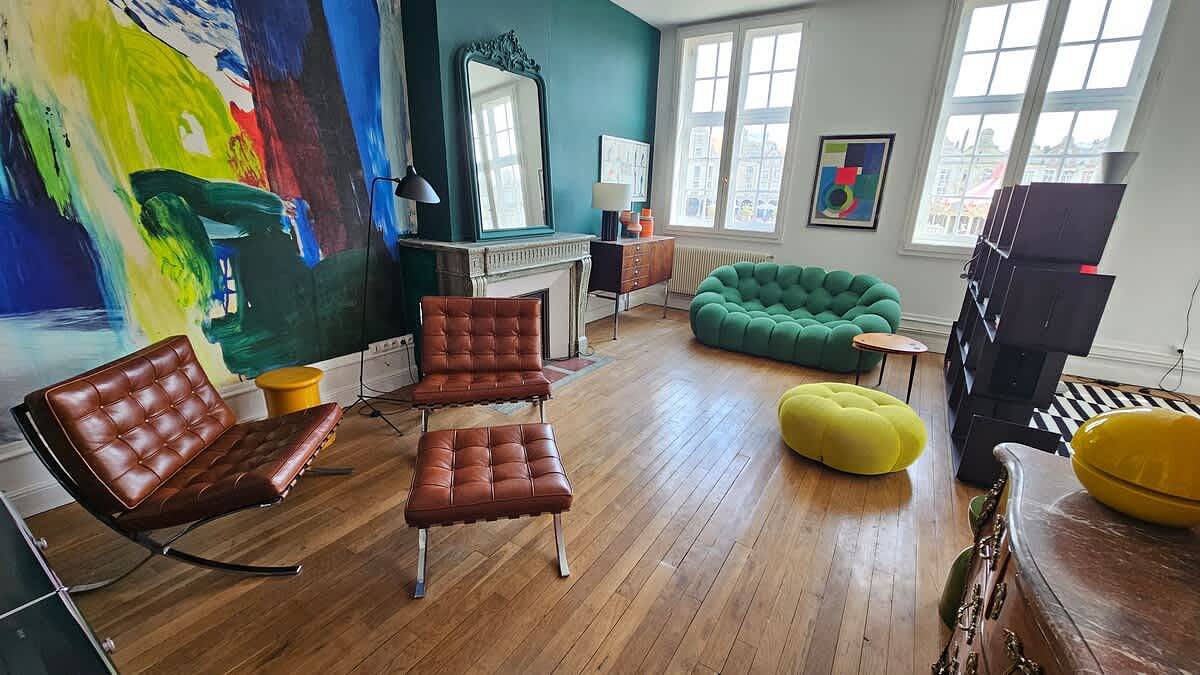 Entire apartment, Bail Mobilité, Grand T3 sur les places d'Arras in Arras, Arras region