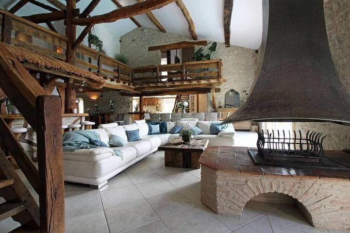 Location de vacances pour 15 personnes, avec jardin et jacuzzi dans Saint-Michel-de-Lapujade - 3