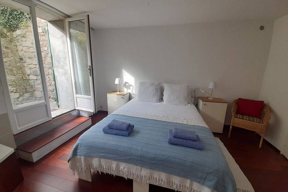 Apartamento entero, Charming Garden apartment in delightful Bargemon in Bargemon, Region de Draguignan