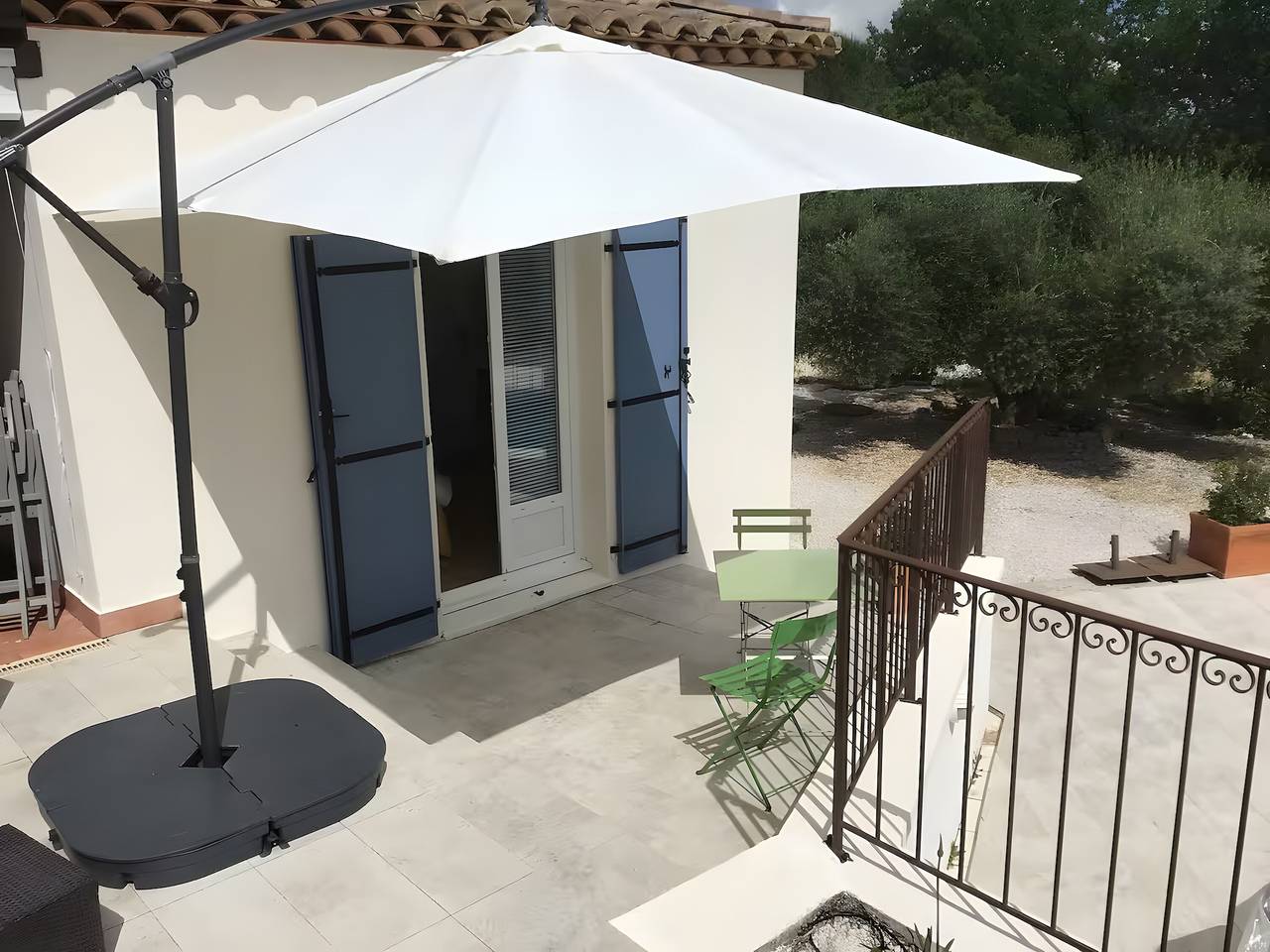 Maison de vacances « Agapanthe » avec piscine partagée, terrasse privée et Wi-Fi in Cotignac, Région de Brignoles