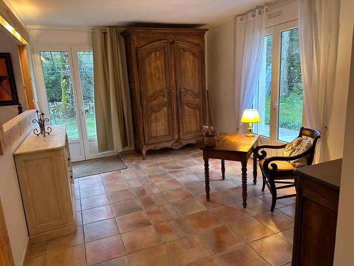 Location de vacances pour 6 personnes, avec vue et jardin à La Vacquerie-et-Saint-Martin-de-Castries - 3