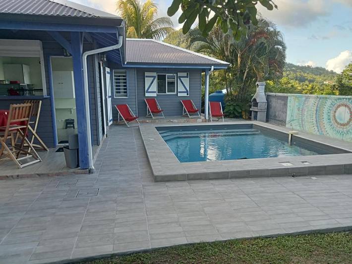 Ferienhaus für 4 Personen, mit Garten und Whirlpool sowie Pool - 1