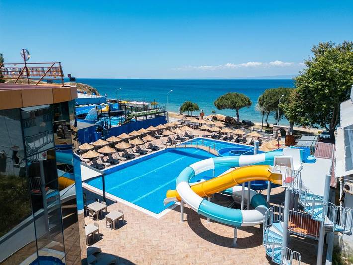 Hôtel pour 2 personnes, avec jardin et vue ainsi que piscine et balcon