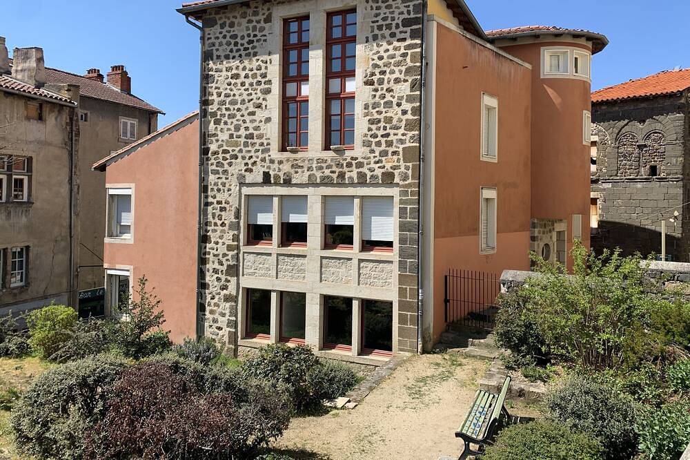 Appartement De Vacances pour 6 Personnes dans Le Puy-en-Velay, Massif central