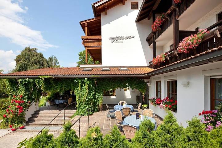 Hotel für 3 Personen, mit Ausblick und Garten sowie Sauna bei Neuschwanstein - 3