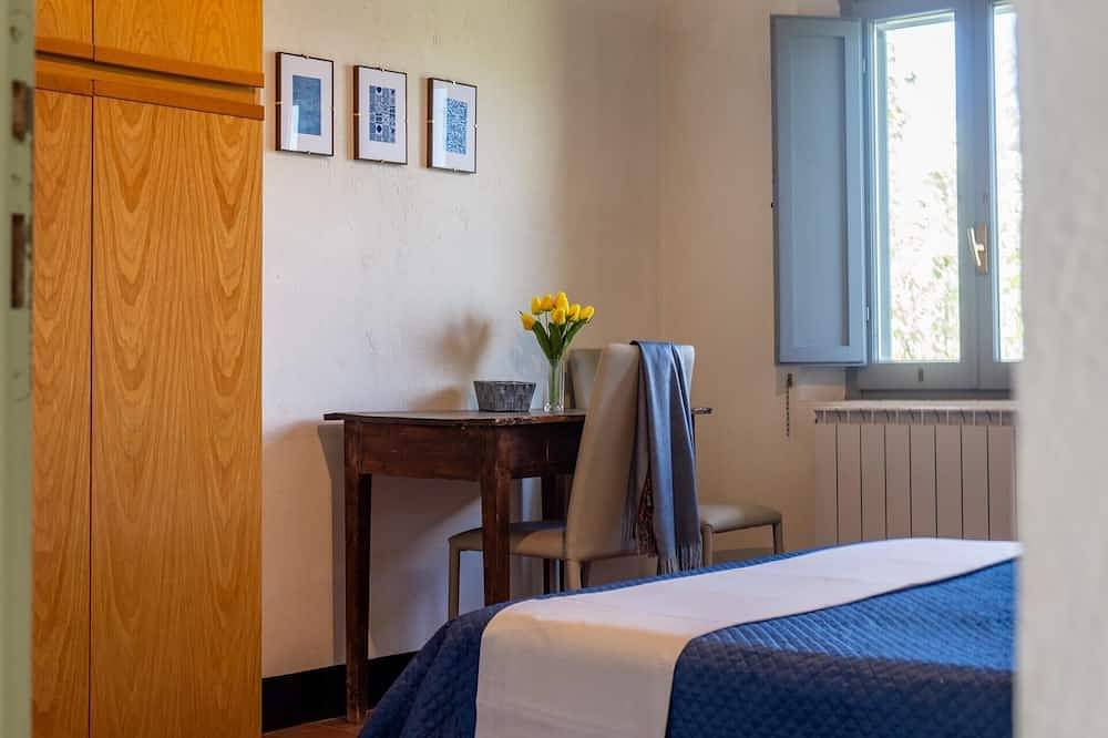 Apartamento entero, Casa Paciano, near town, apartments with pool, Noce in Paciano, Provincia de Perugia