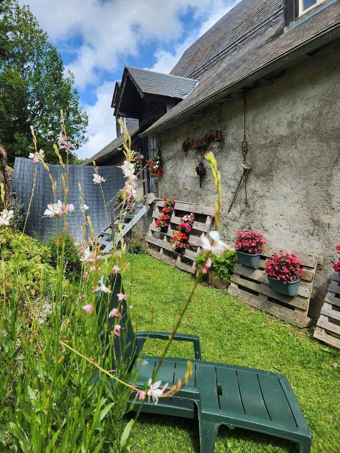Gîte pour 3 personnes, avec vue et jardin à Estaing - 2